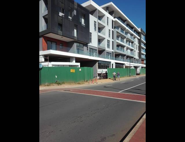 2 BEDROOM APARTMENT FOR SALE IN UMHLANGA RIDGE